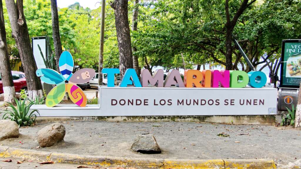 Tamarindo Sign
